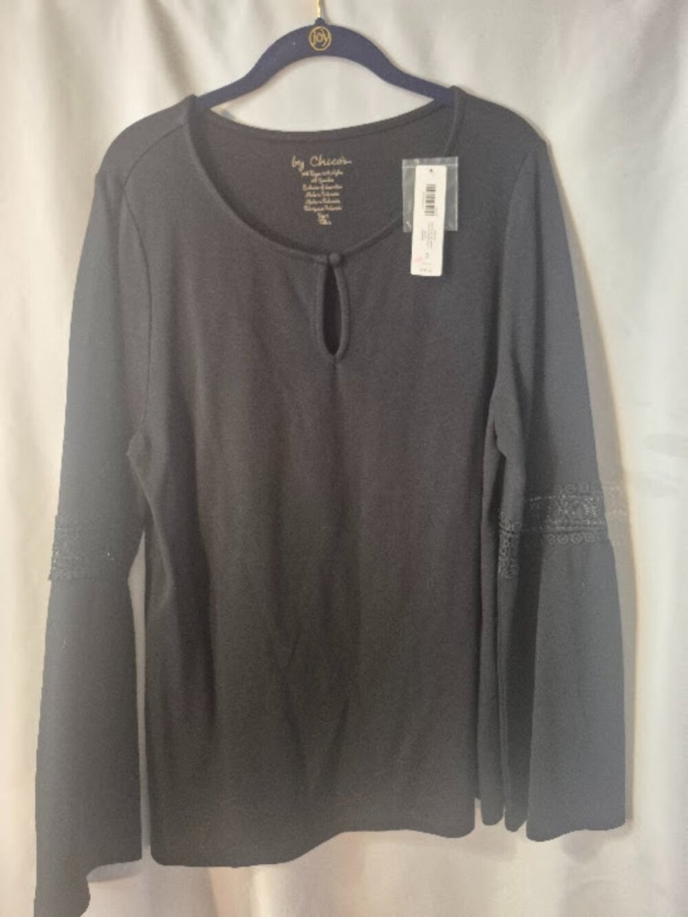 CHICO's Black Long Sleeved Top w/ Keyhole Neckline & Lace Detail